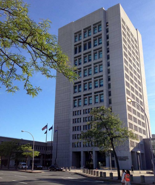 carillon-atop-county-courthouse800