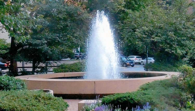 Triantafillu-Fountain750sq