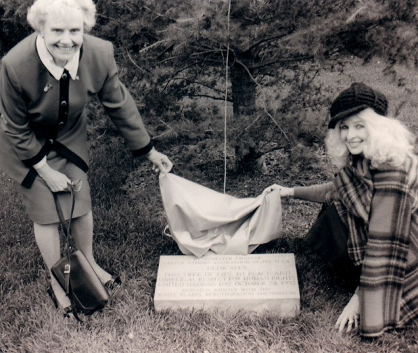 Dedication-1992-Cedar-of-Lebanon-tree800 memorial