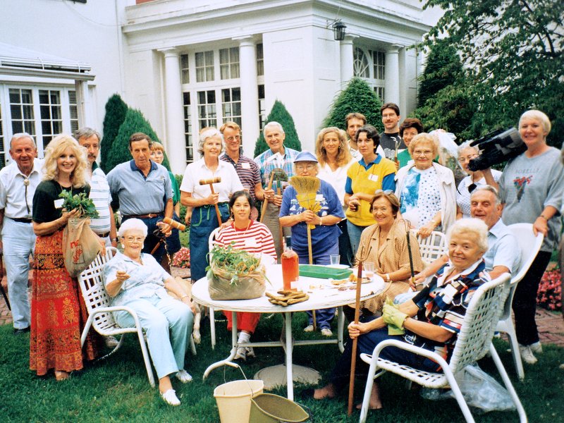 volunteer-historical-800