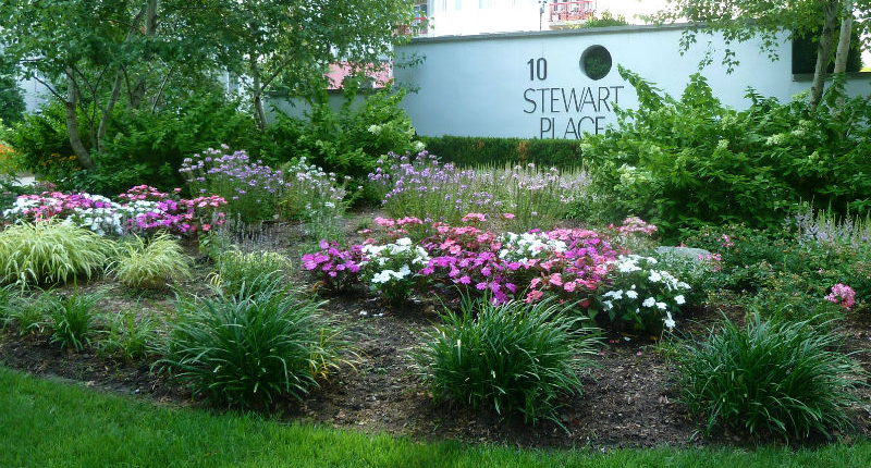 Finalist-BizAward-10StewartPl-1pb-800